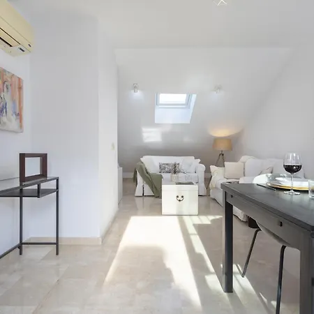 Apartment -malagasunapts- Terrace And Chill -ocon3 Malaga
